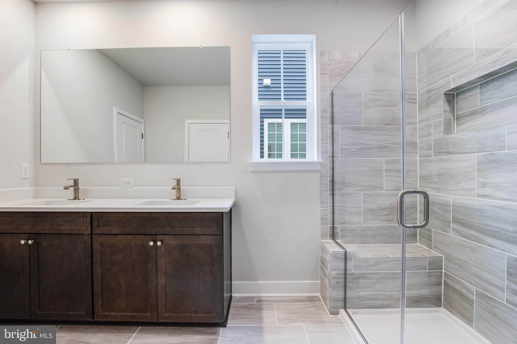 209 Mariners Circle Milton, DE 19968 - Photo 13 of 33 Primary bathroom