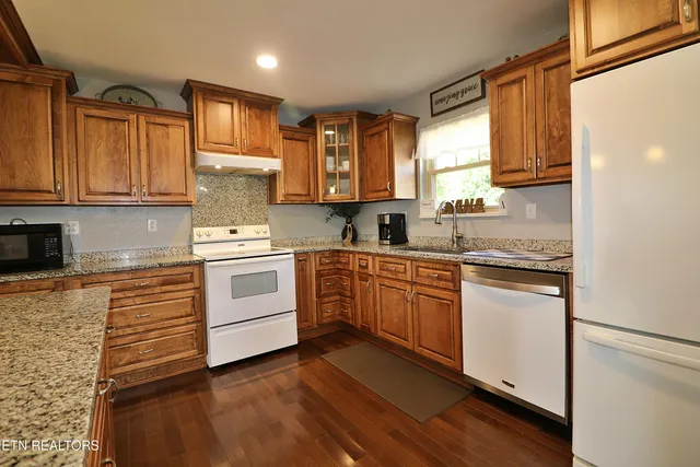 $320,000 | 1058 Mountain View Road, Robbins, TN 37852