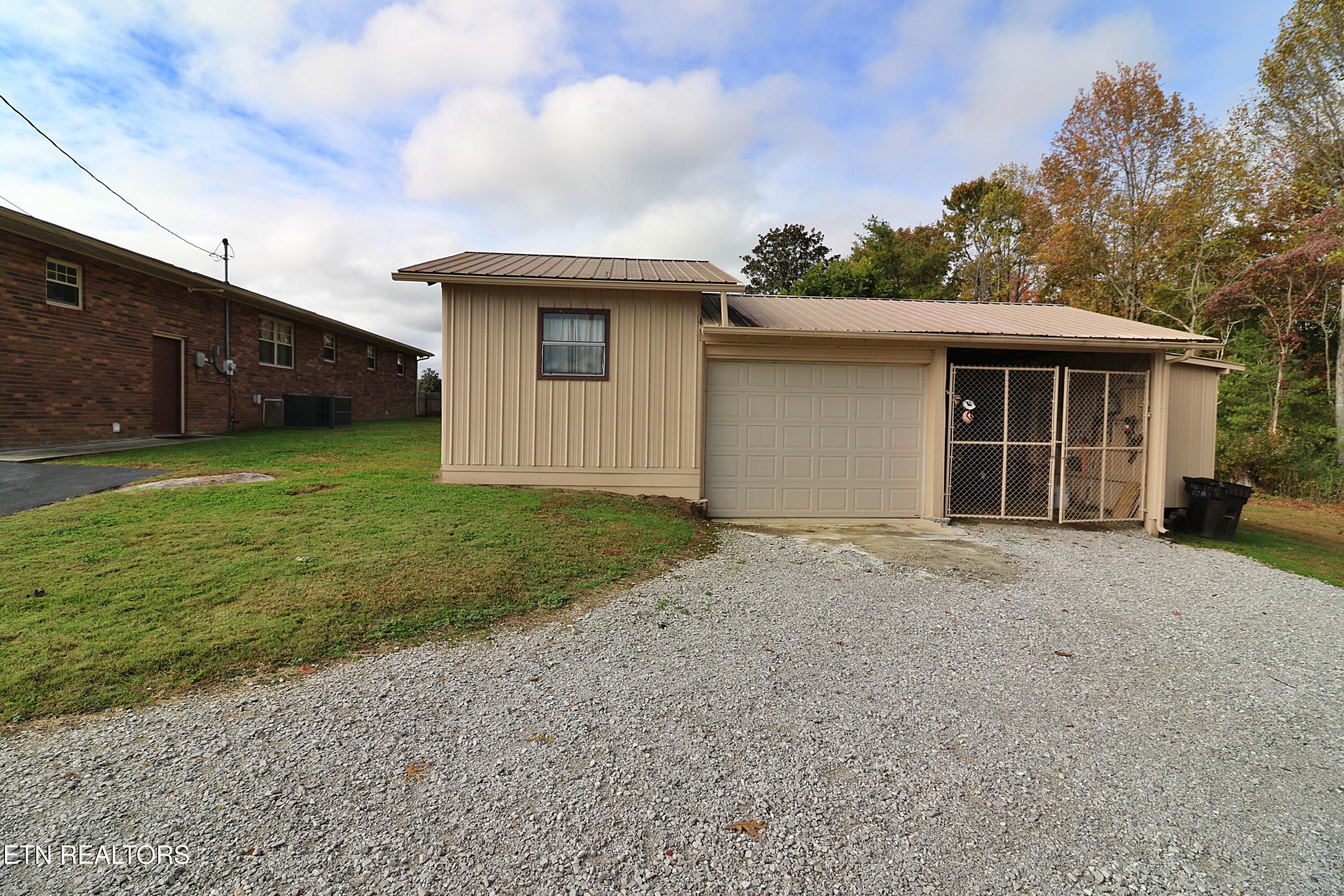 1058 Mountain View Road Robbins, TN 37852 - Photo 34 of 55 094A2494