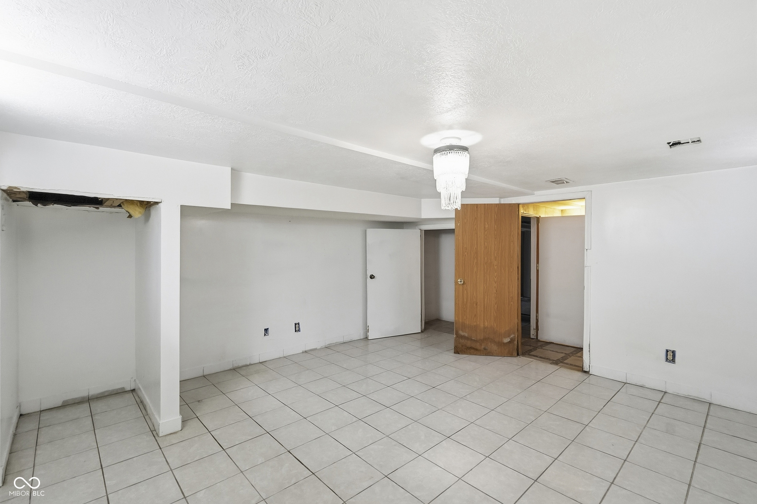 2915 North Mitthoefer Road Indianapolis, IN 46229 - Photo 26 of 42 Gallery Image 26