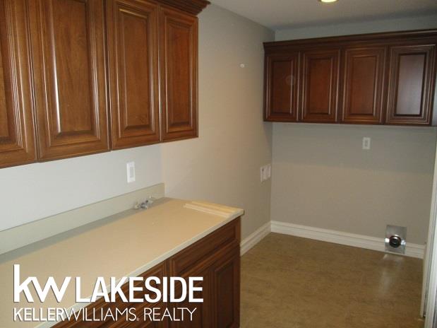 1035 Cadieux Road Grosse Pointe, MI 48230 - Photo 32 of 32 31312189-32.JPG