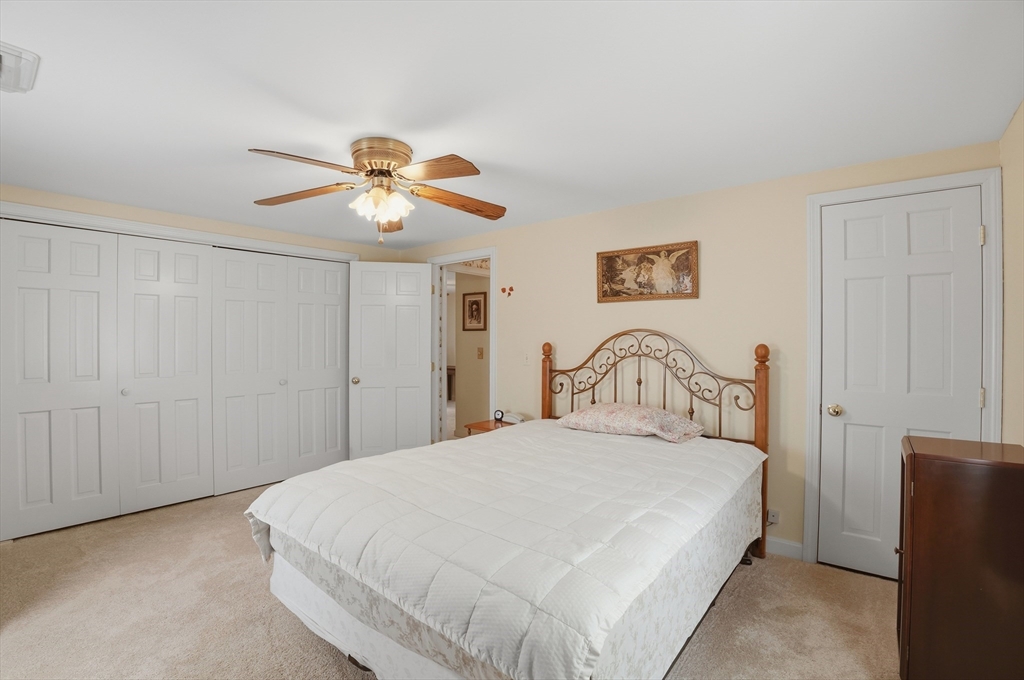 121 Wood Street Fall River, MA 02721 - Photo 32 of 41