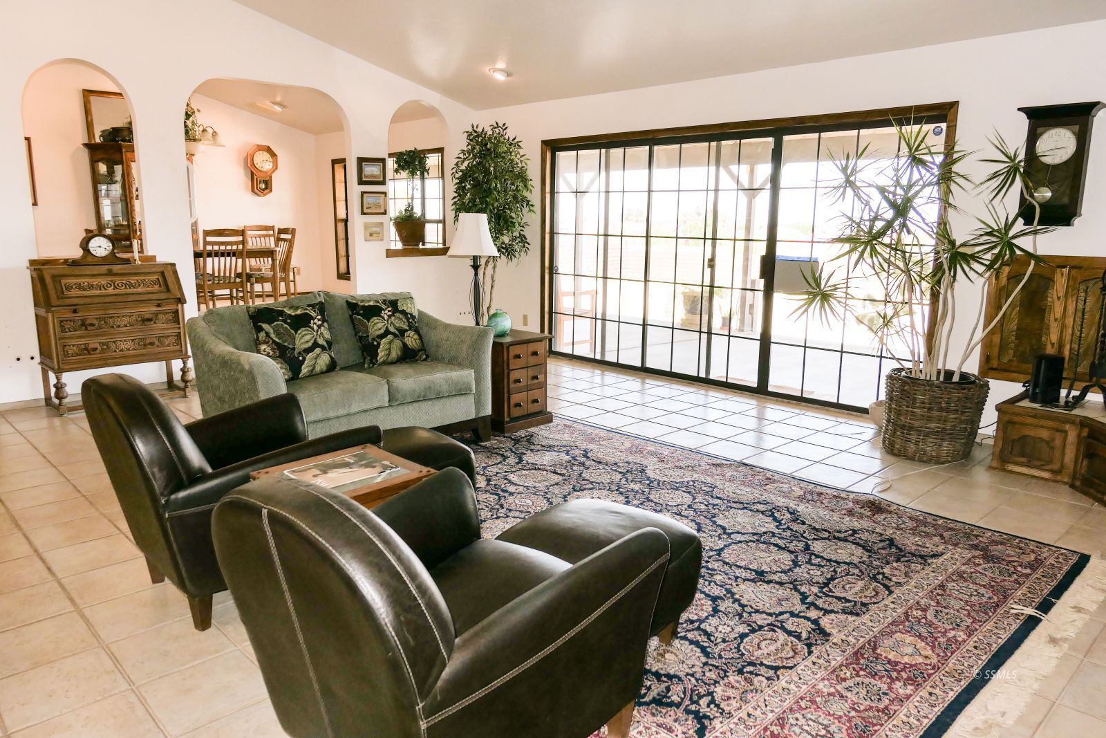 128 West Cielo Avenue Ridgecrest, CA 93555 - Photo 15 of 50