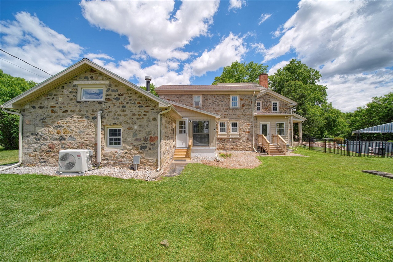 208 Glasgow Road Jackson, MI 49201 - Photo 76 of 99