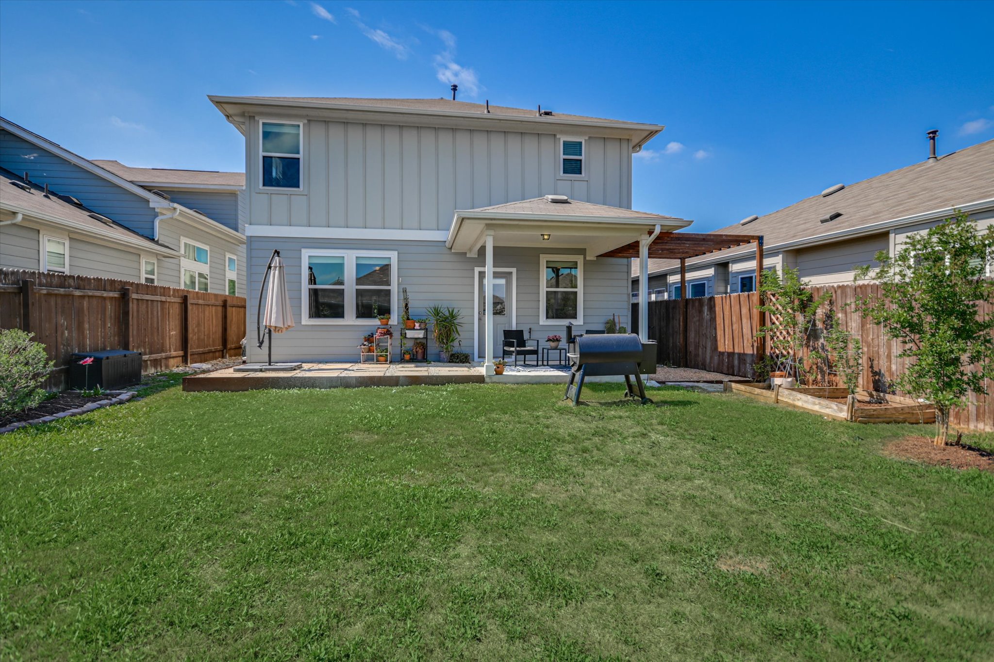 6304 Gunflint Drive Austin, TX 78747 - Photo 20 of 28 Private, fenced, and ready for weekend BBQs under a big Texas sky.