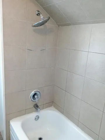 $159,900 | 212 North Magnolia Avenue, Lansing, MI 48912