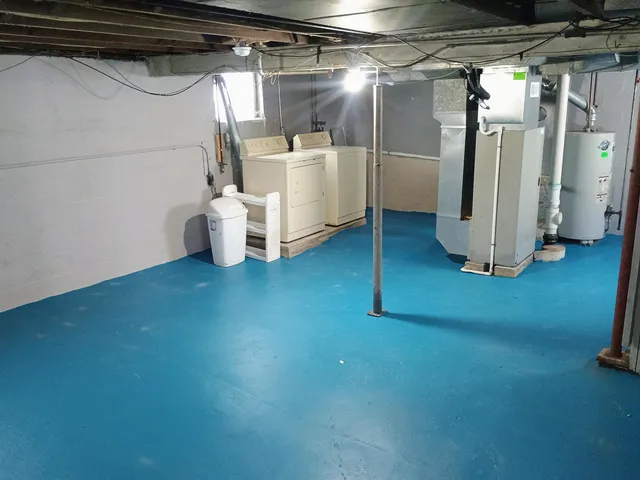 $159,900 | 212 North Magnolia Avenue, Lansing, MI 48912