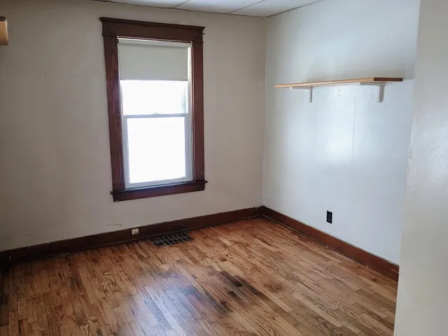 $159,900 | 212 North Magnolia Avenue, Lansing, MI 48912