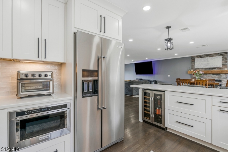 220 3rd Street Warren, NJ 07059 - Photo 15 of 33