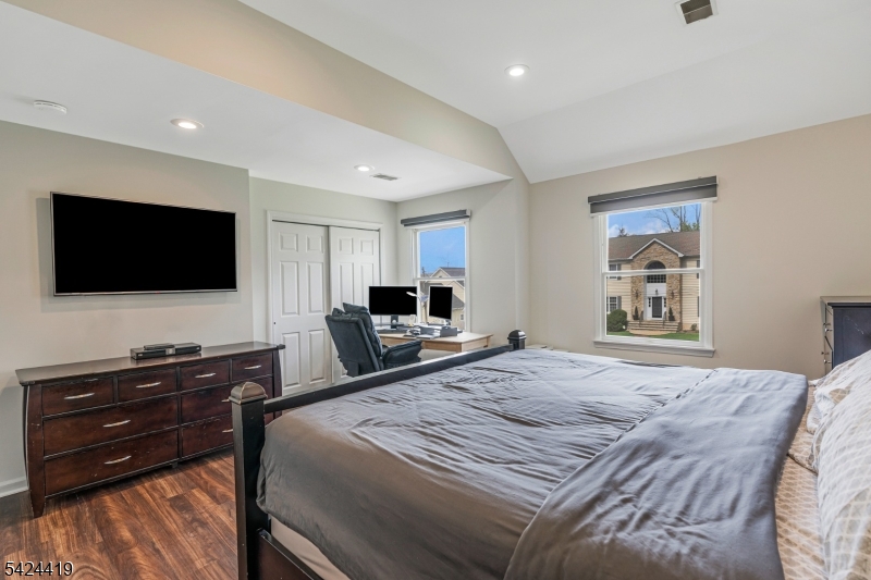 220 3rd Street Warren, NJ 07059 - Photo 19 of 33