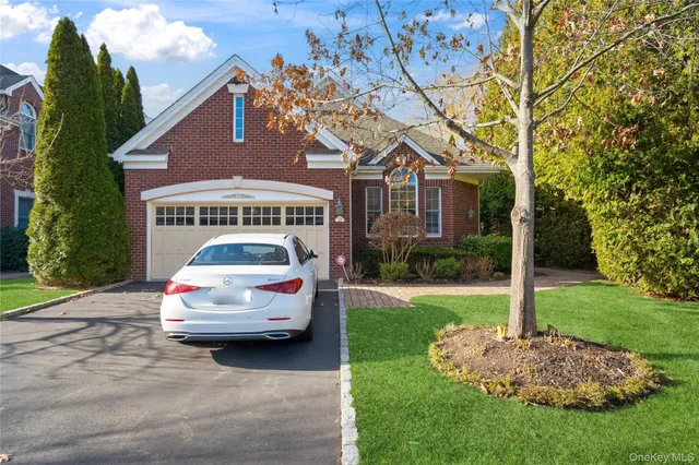 $3,199,000 | 23 Hathaway Lane, Manhasset, NY 11030