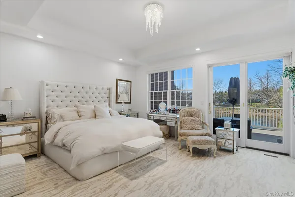 $2,795,000 | 23 Hathaway Lane, Manhasset, NY 11030