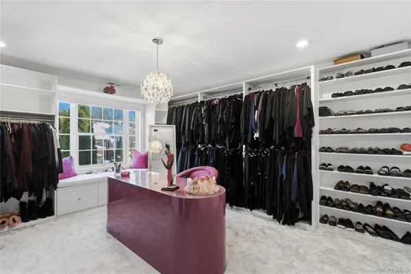 $2,795,000 | 23 Hathaway Lane, Manhasset, NY 11030