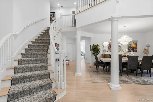 $3,199,000 | 23 Hathaway Lane, Manhasset, NY 11030