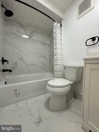 $164,900 | 1334 West Wyomissing Boulevard, Reading, PA 19609