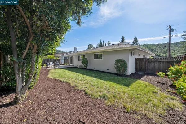 $949,000 | 4830 Tahoe Circle, Martinez, CA 94553