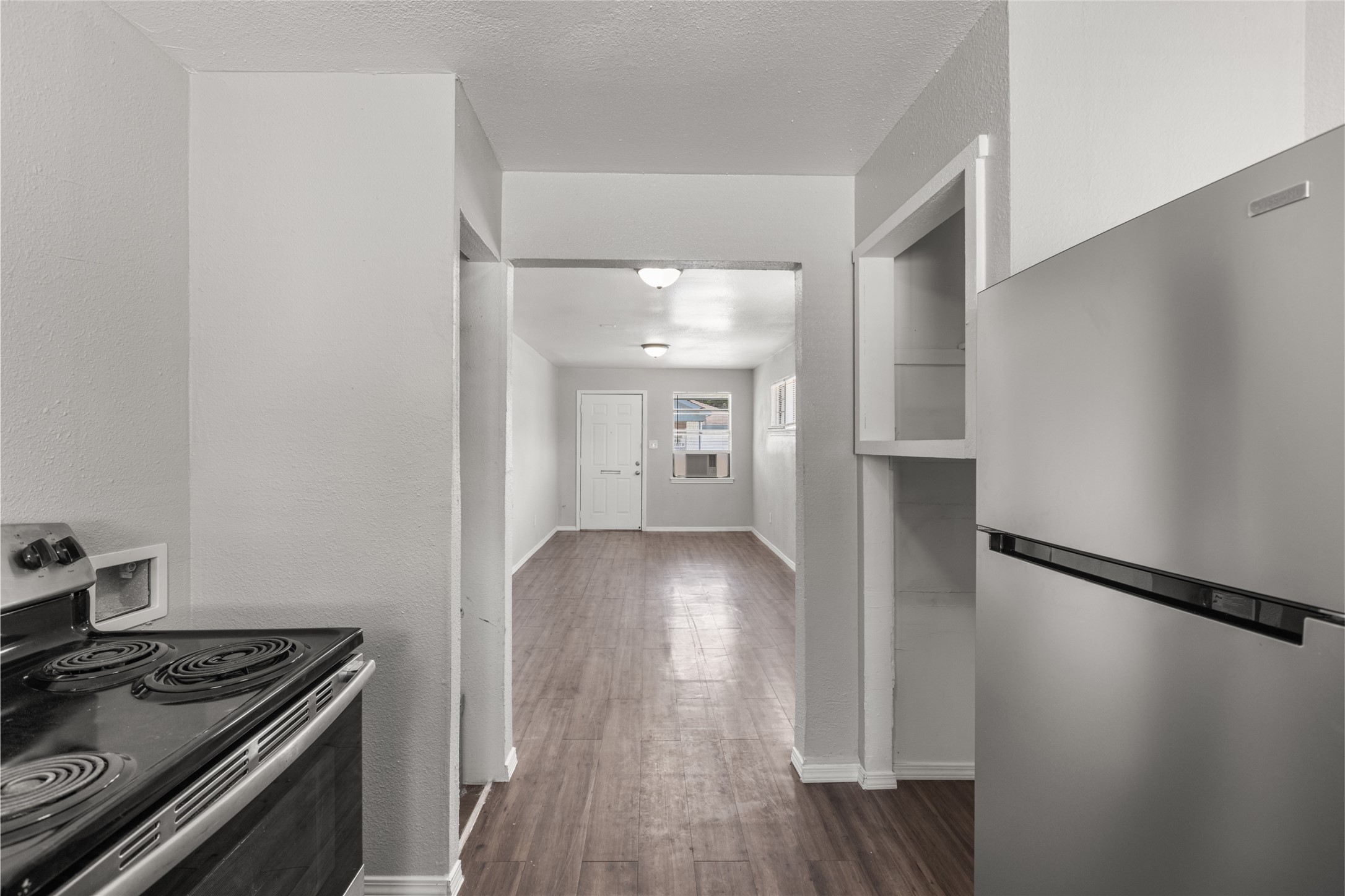 5718 Pickfair Street, Unit 7 Houston, TX 77026 - Photo 3 of 13