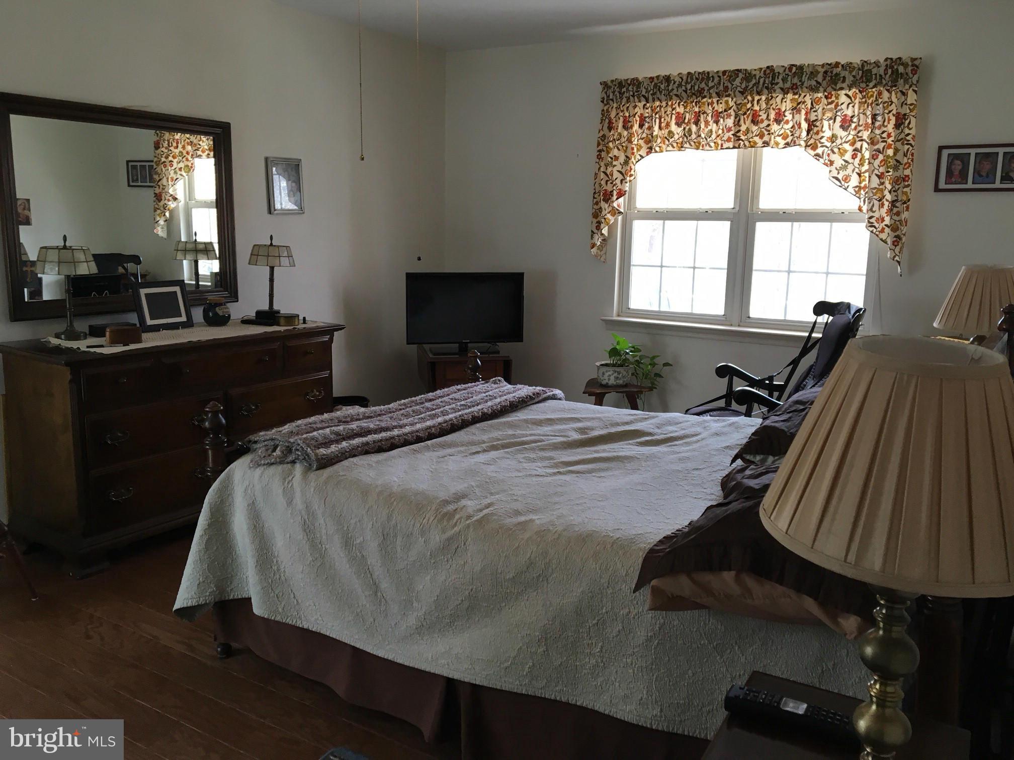3709 Roop Road New Windsor, MD 21776 - Photo 9 of 29 Bedroom (Master)