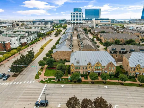 $2,700 | 7915 Parkwood Boulevard, Plano, TX 75024