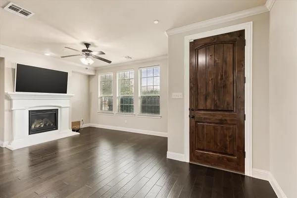 $2,700 | 7915 Parkwood Boulevard, Plano, TX 75024