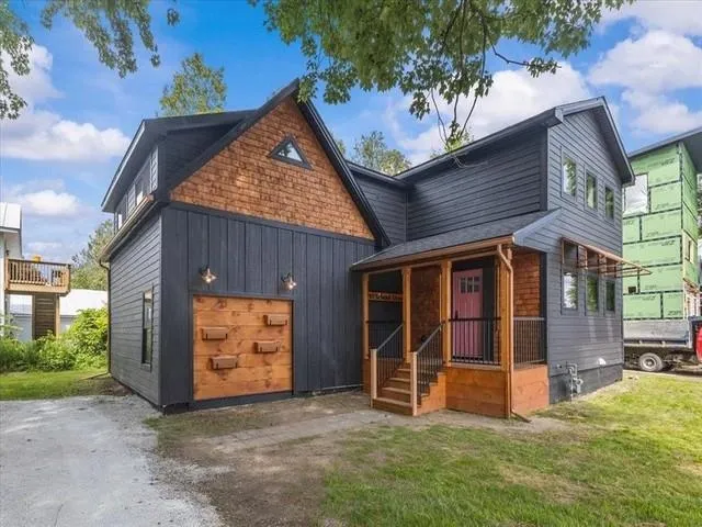 $2,200 | 97 School Street, Enosburg Falls, VT 05450