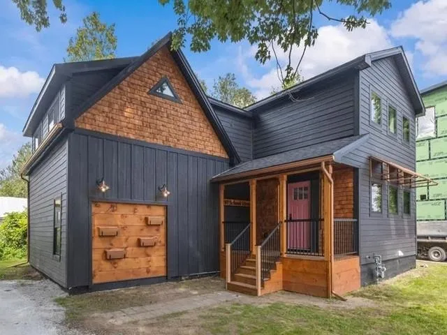 $2,200 | 97 School Street, Enosburg Falls, VT 05450