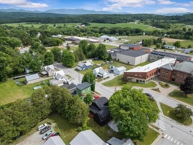 $2,200 | 97 School Street, Enosburg Falls, VT 05450