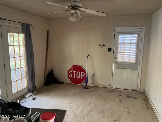 $64,000 | 37 Grove Acres Road, Natchez, MS 39120