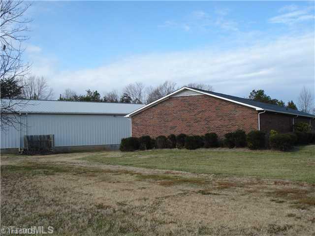 7385 Ridge Road Lexington, NC 27295 - Photo 3 of 16 Exterior Front.