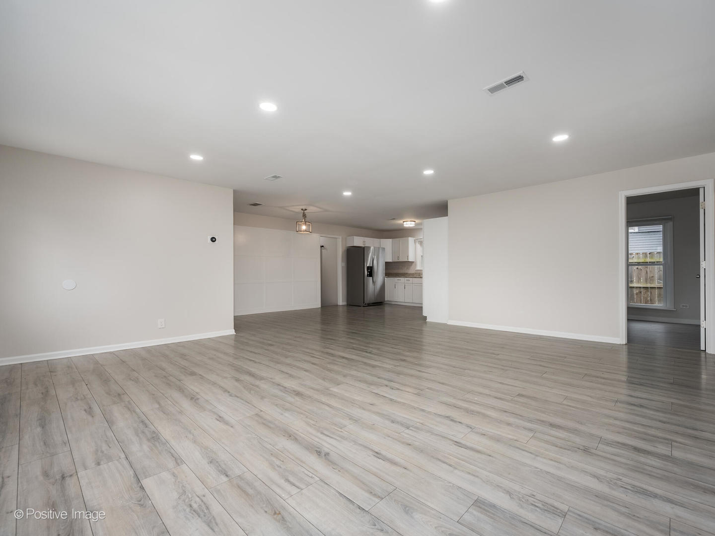 9359 Ridgeland Avenue Oak Lawn, IL 60453 - Photo 5 of 18