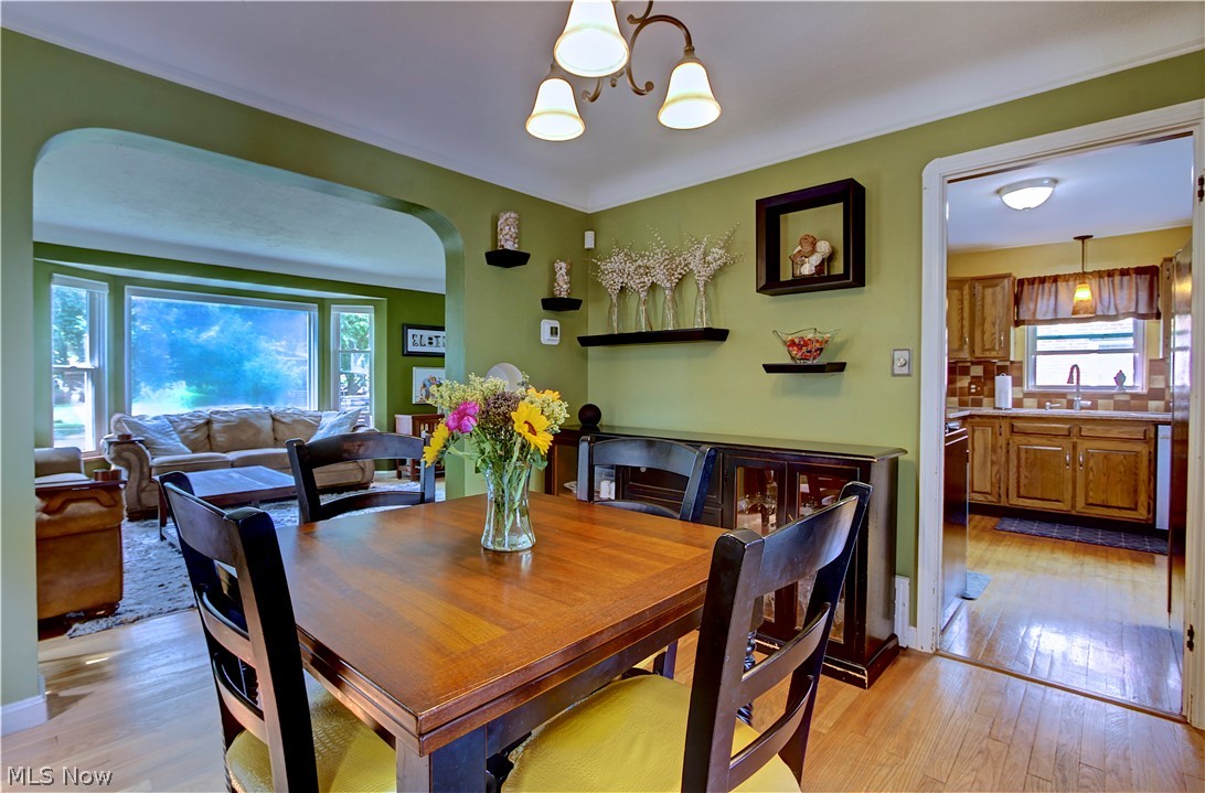 16204 West Park Road Cleveland, OH 44111 - Photo 8 of 40 Gallery Image 8