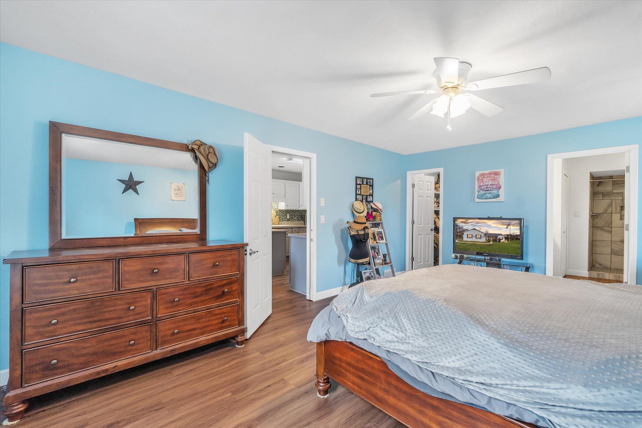 1645 Bunting Road Jackson, MI 49201 - Photo 27 of 43 27-1645-Bunting-Rd-WindowStill-Real-Esta