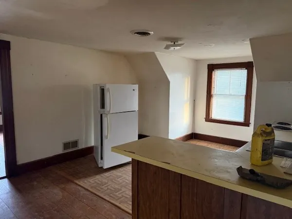 $374,900 | 9 Willow Street, Northbridge, MA 01588