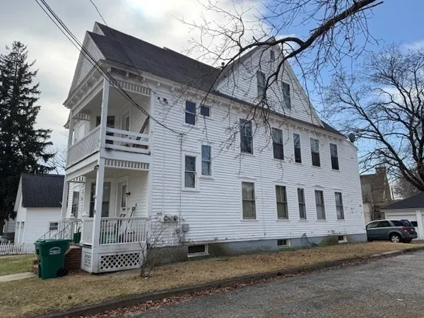 $374,900 | 9 Willow Street, Northbridge, MA 01588