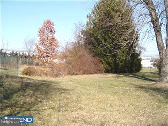 922 Ivyland Road Warminster, PA 18974 - Photo 12 of 12 View
