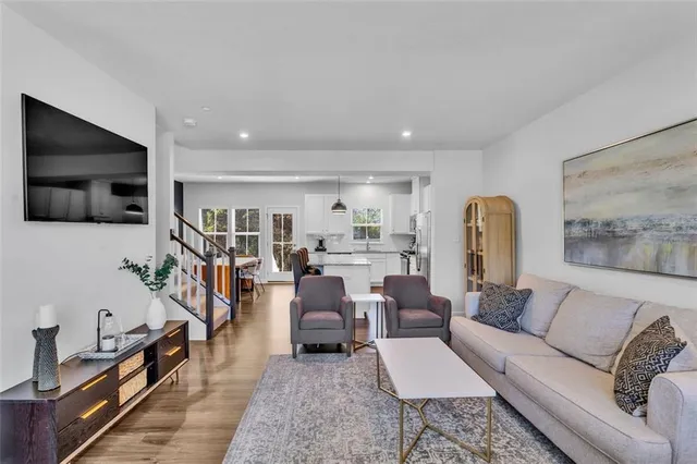 $384,900 | 106 Moyer Hill Drive, Cranberry Township, PA 16066