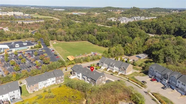 $384,900 | 106 Moyer Hill Drive, Cranberry Township, PA 16066