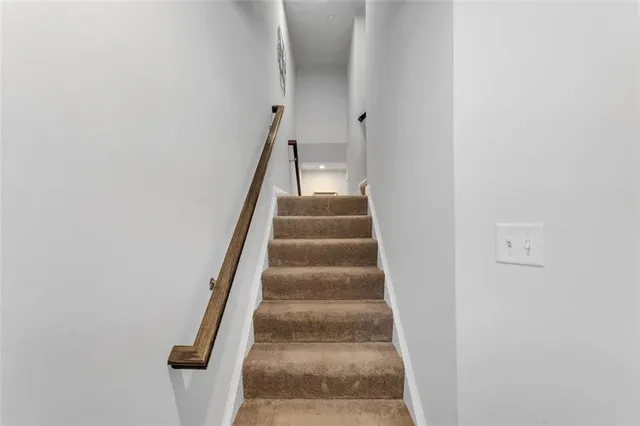 $384,900 | 106 Moyer Hill Drive, Cranberry Township, PA 16066