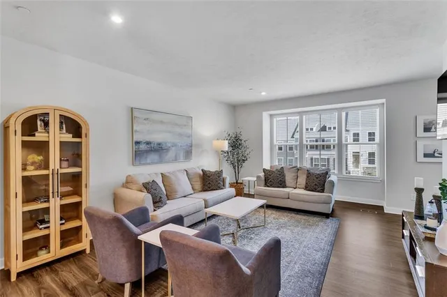 $384,900 | 106 Moyer Hill Drive, Cranberry Township, PA 16066