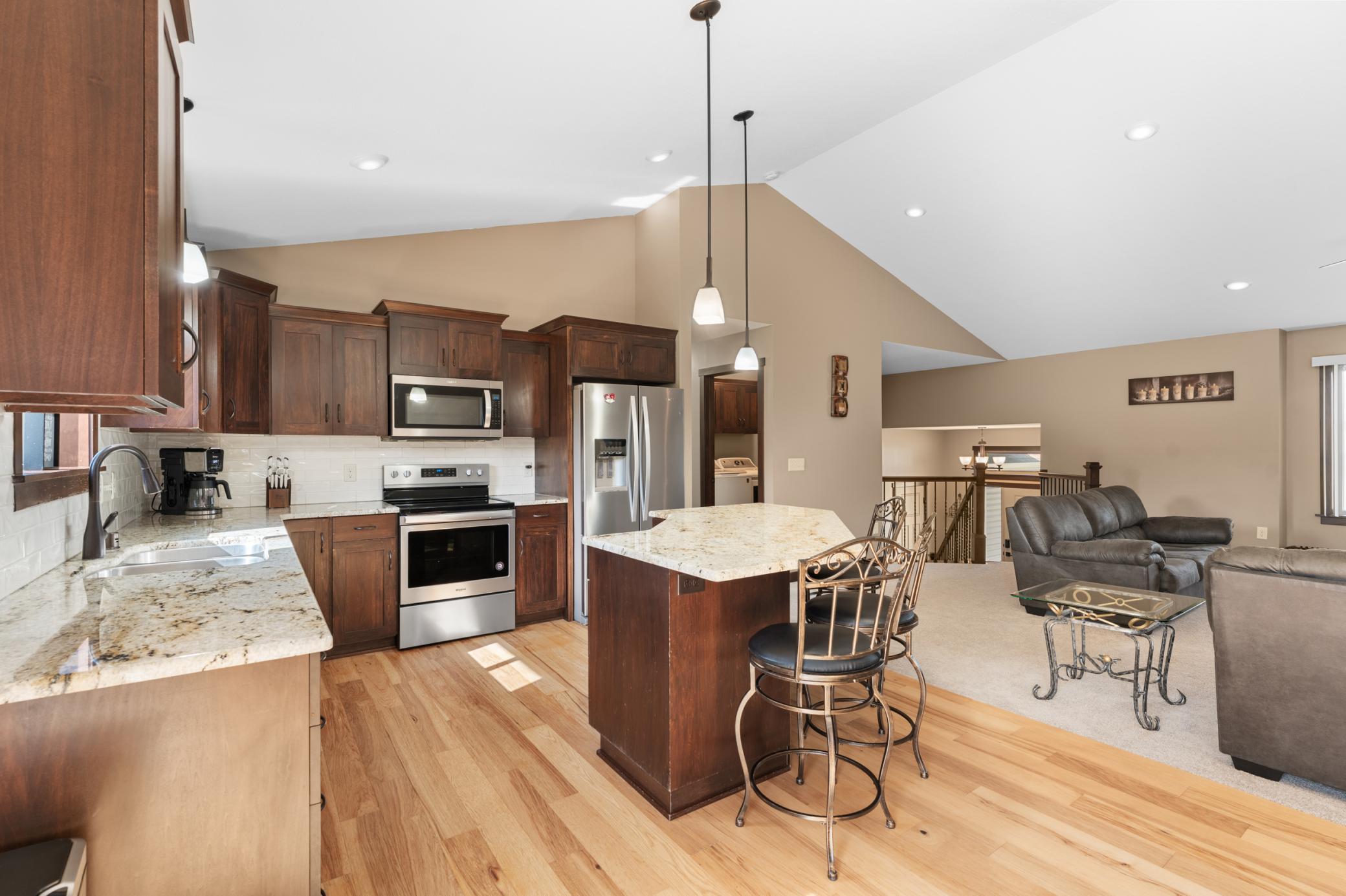 870 Portsmith Drive Northwest Rochester, MN 55901 - Photo 8 of 33