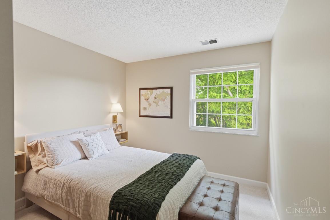 6046 Gaines Road Cincinnati, OH 45247 - Photo 49 of 78