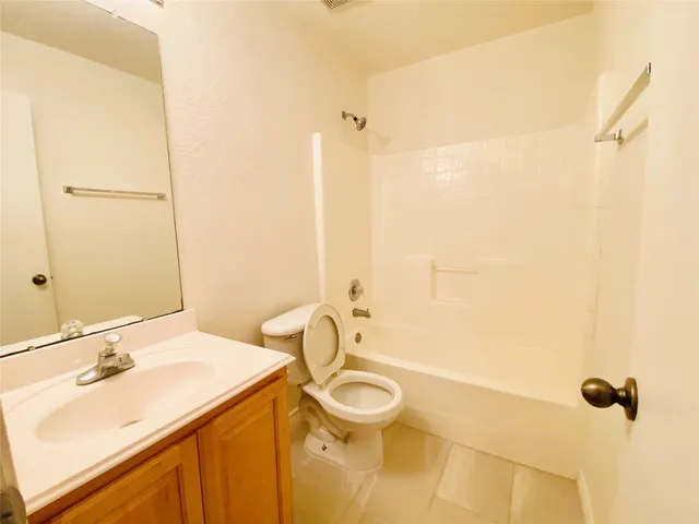 $1,850 | 5747 Wandering Creek Drive, Richmond, TX 77469