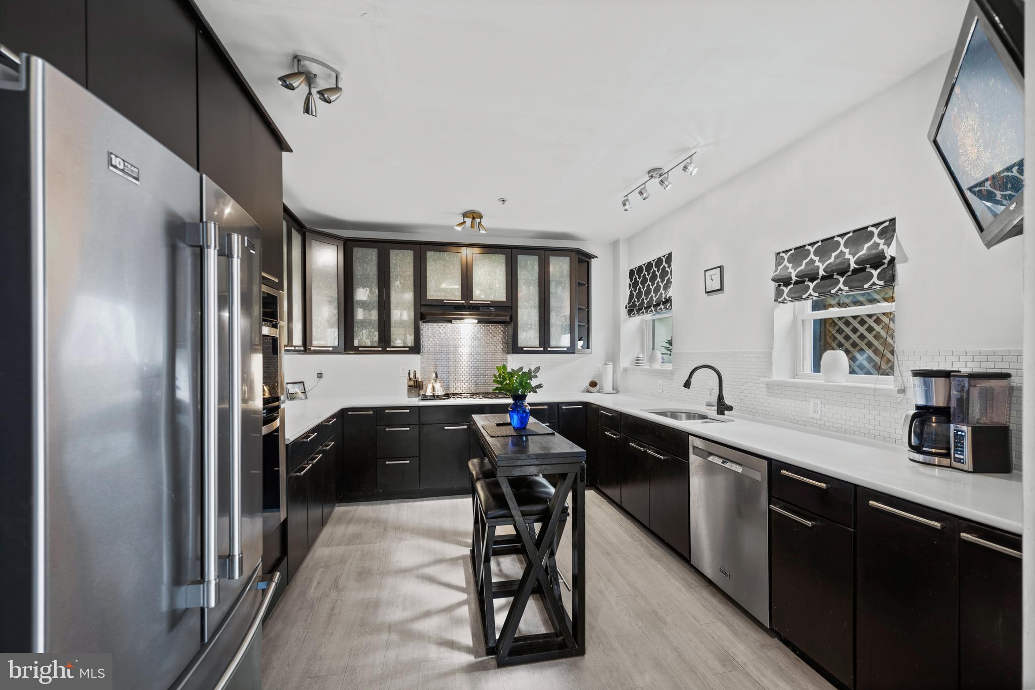 210 South High Street Baltimore, MD 21202 - Photo 15 of 80 Kitchen