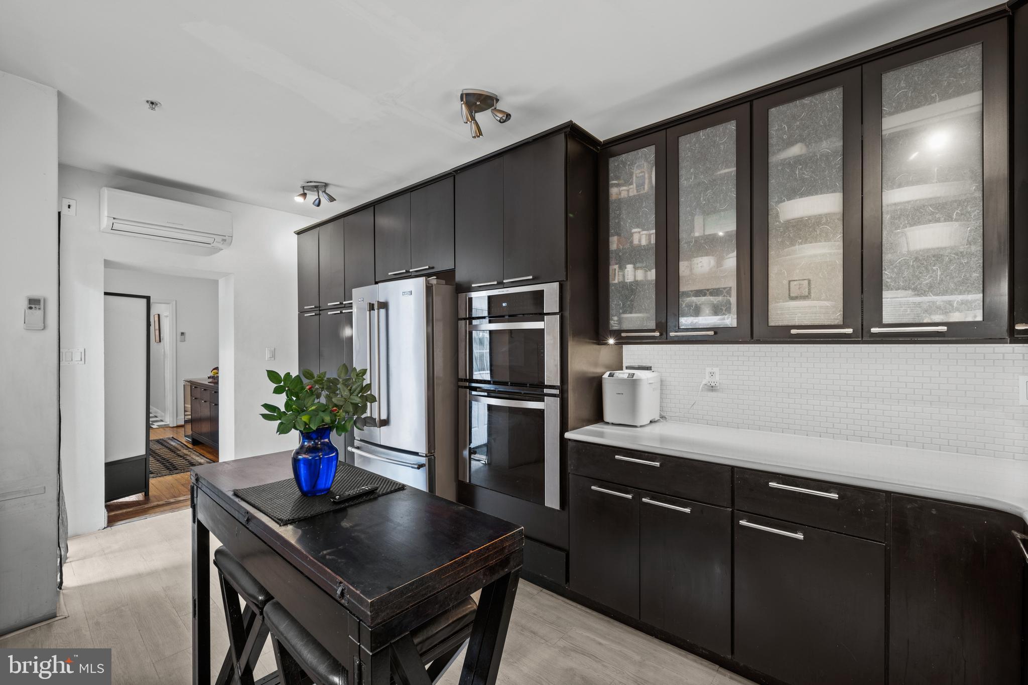 210 South High Street Baltimore, MD 21202 - Photo 18 of 80 Kitchen