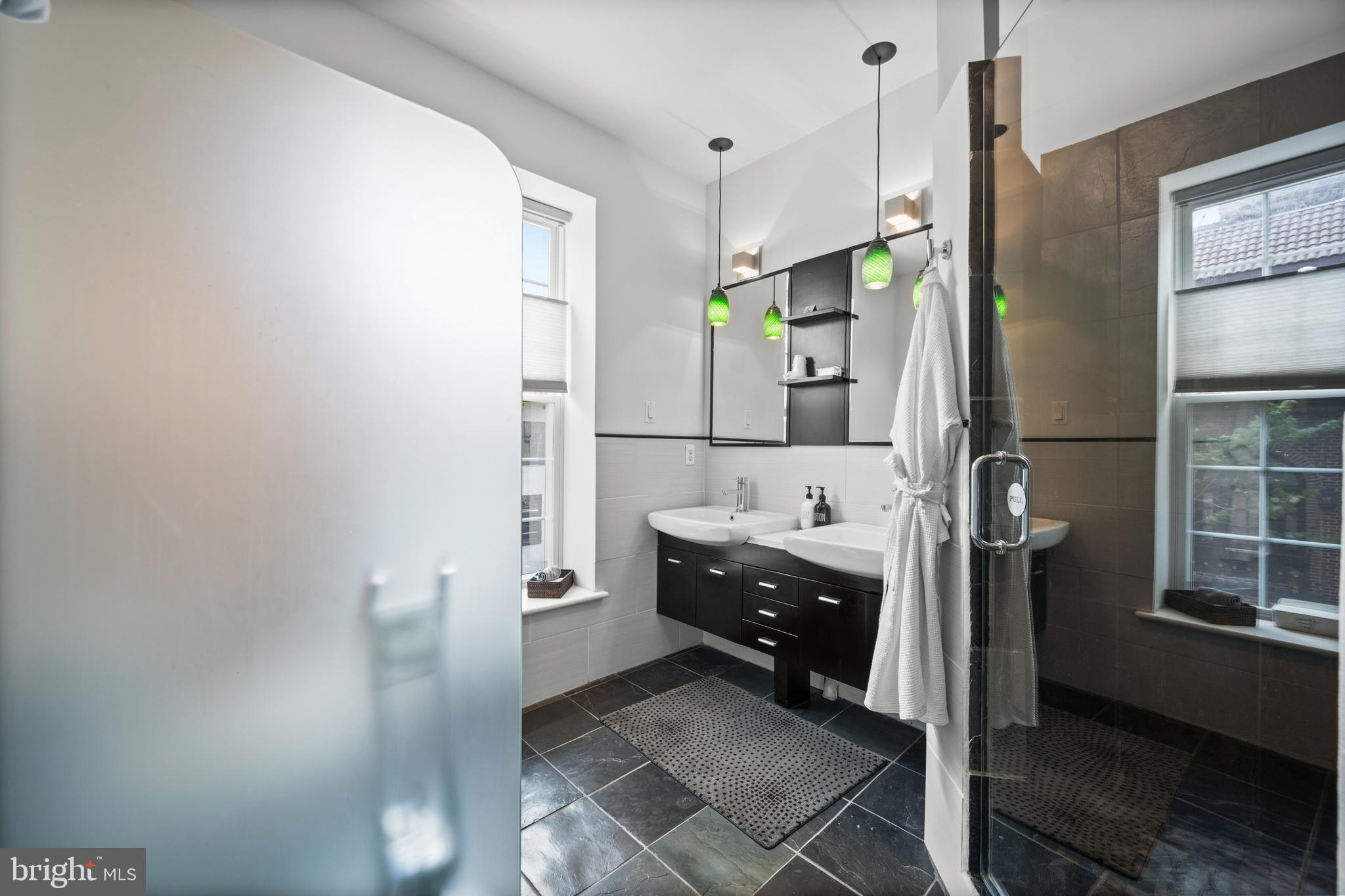 210 South High Street Baltimore, MD 21202 - Photo 26 of 80 Ensuite 1