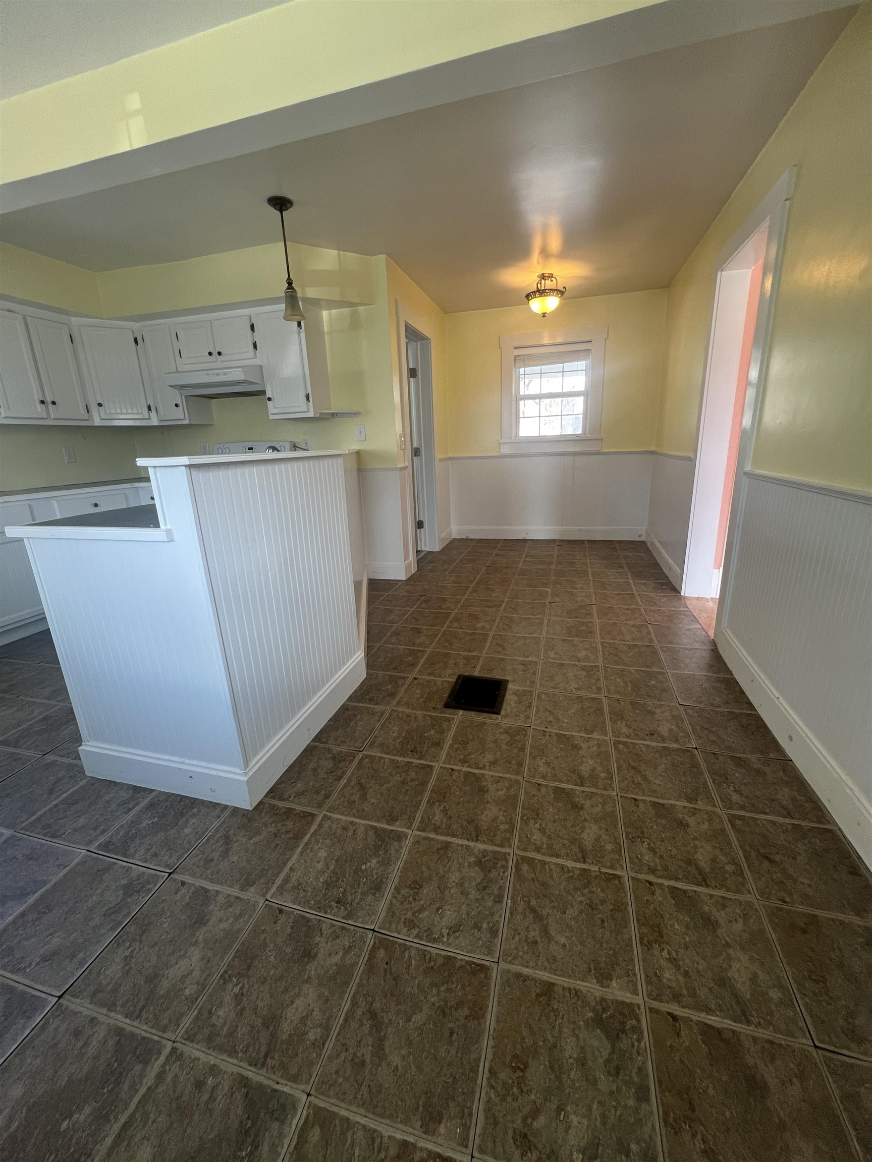 9 Cain Street Proctor, VT 05765 - Photo 11 of 31