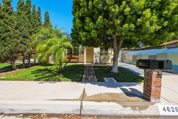 $774,999 | 4626 Calle De Retiro, Oceanside, CA 92057