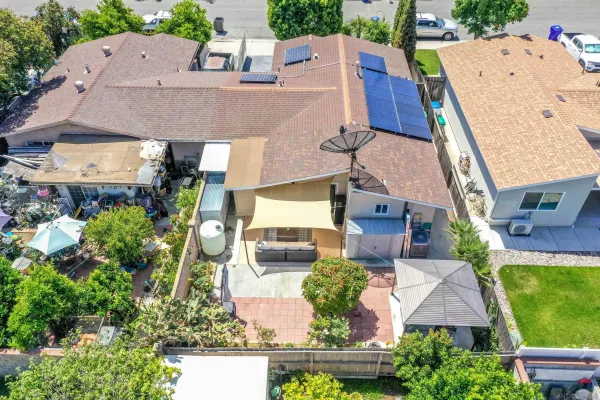 $774,999 | 4626 Calle De Retiro, Oceanside, CA 92057
