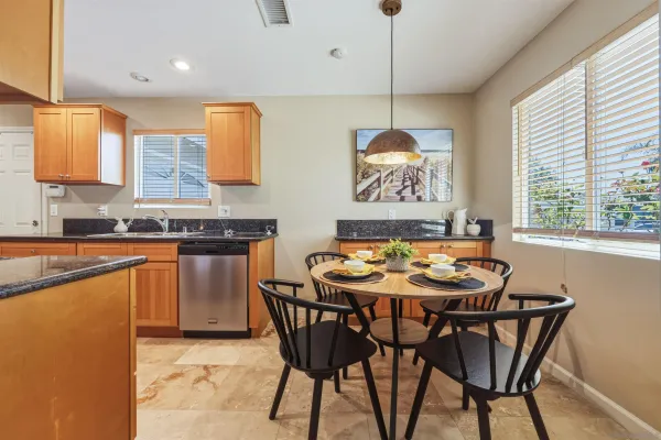$774,999 | 4626 Calle De Retiro, Oceanside, CA 92057
