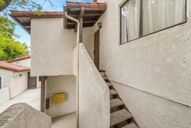 an empty room with window